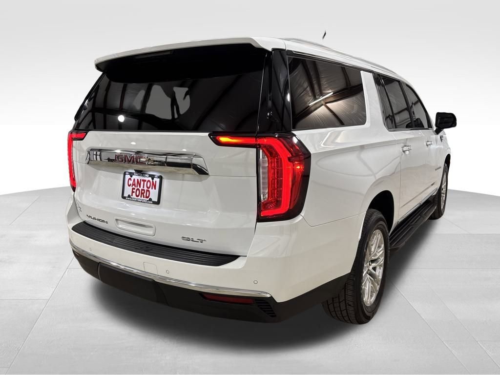 Used 2022 GMC Yukon XL SLT w/ SLT Luxury Package image 5