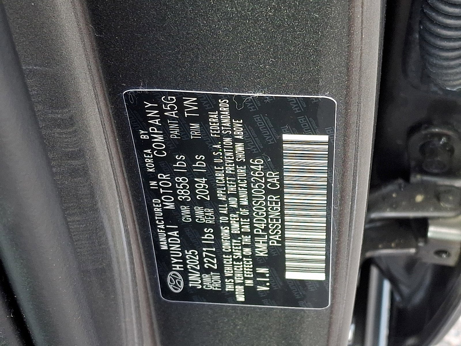 Used 2025 Hyundai Elantra Limited FWD image 26