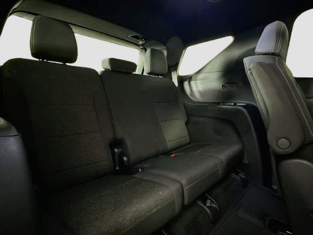 Used 2024 Chevrolet Traverse LT w/ LPO, Floor Liner Package FWD image 30
