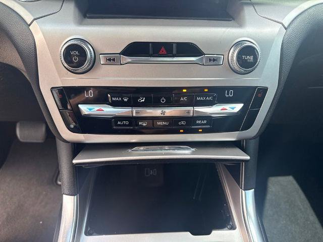 Certified 2021 Ford Explorer XLT w/ Equipment Group 202A RWD image 19
