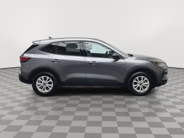 Certified 2025 Ford Escape Active w/ Cold Weather Package AWD/4WD image 35
