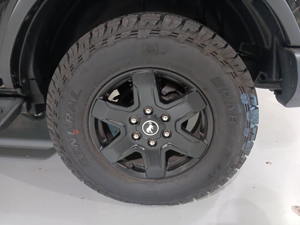 Certified 2023 Ford Bronco Black Diamond AWD/4WD image 8