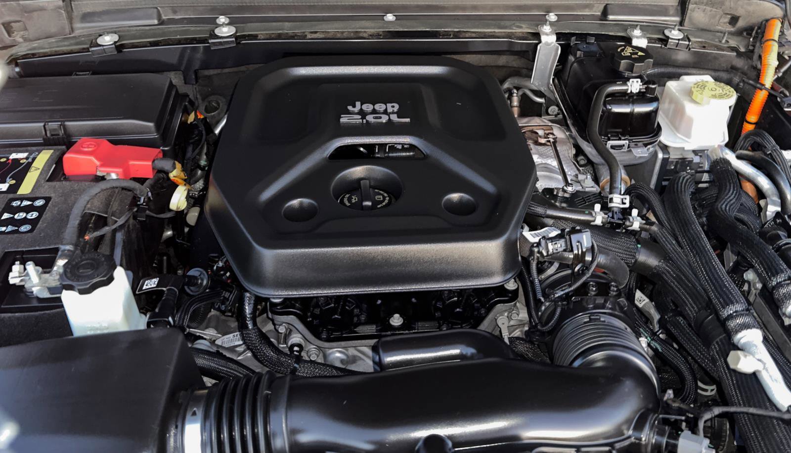 Used 2022 Jeep Wrangler Unlimited Sahara w/ Cold Weather Group image 24