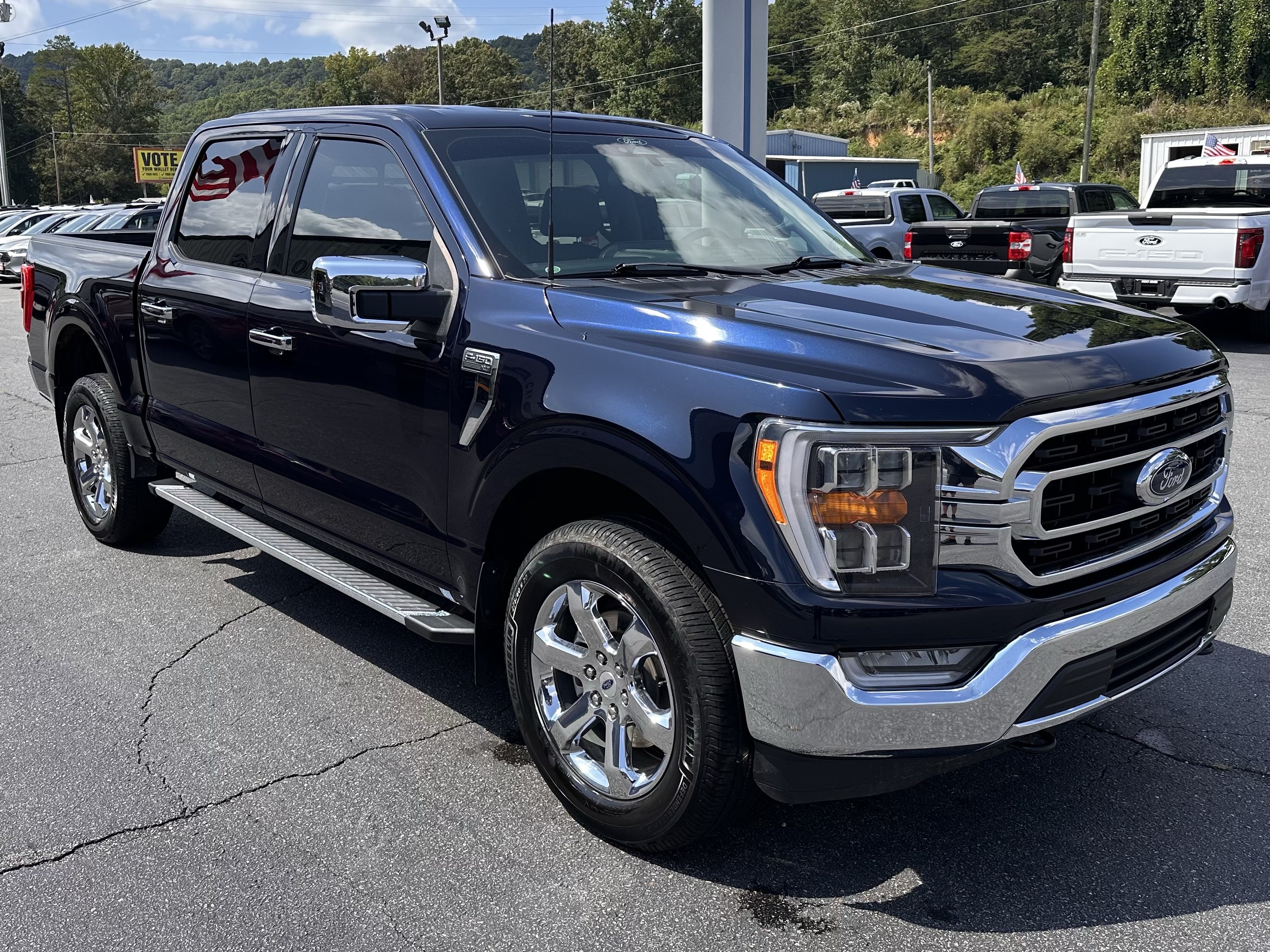 Certified 2022 Ford F150 XLT w/ Equipment Group 302A High AWD/4WD image 4