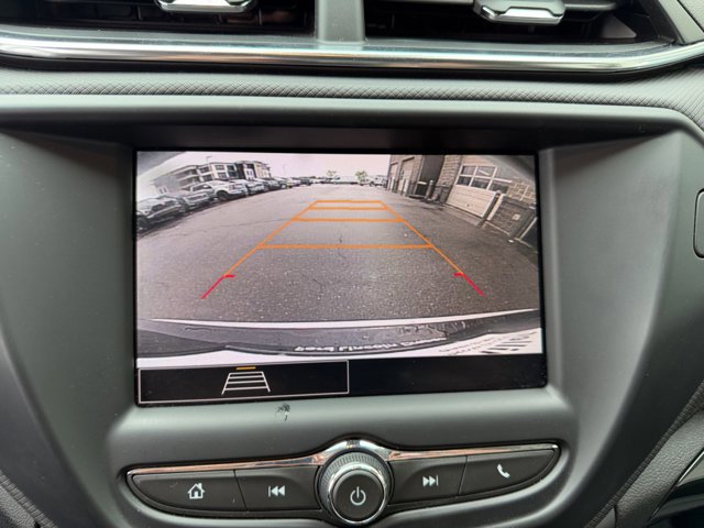 Used 2022 Chevrolet TrailBlazer LT image 30