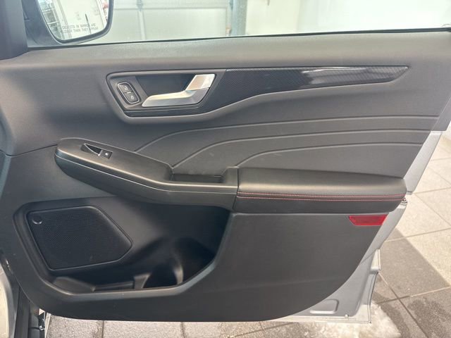 Certified 2023 Ford Escape ST-Line w/ Tech Pack #1 image 13