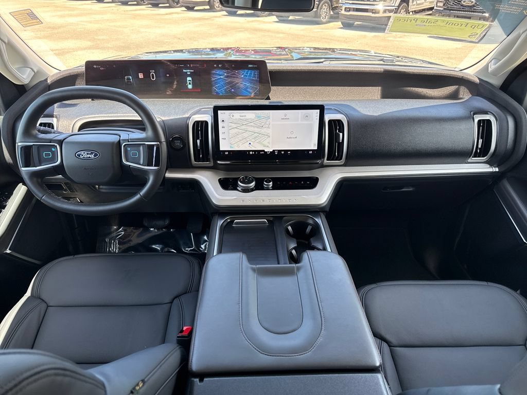 Certified 2025 Ford Expedition Max Active RWD image 6