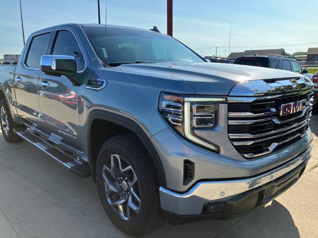 Used 2026 GMC Sierra 1500 SLT w/ SLT Premium Plus Package AWD/4WD image 8