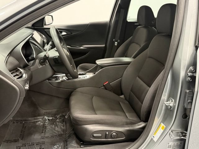 Used 2025 Chevrolet Malibu LT FWD image 14