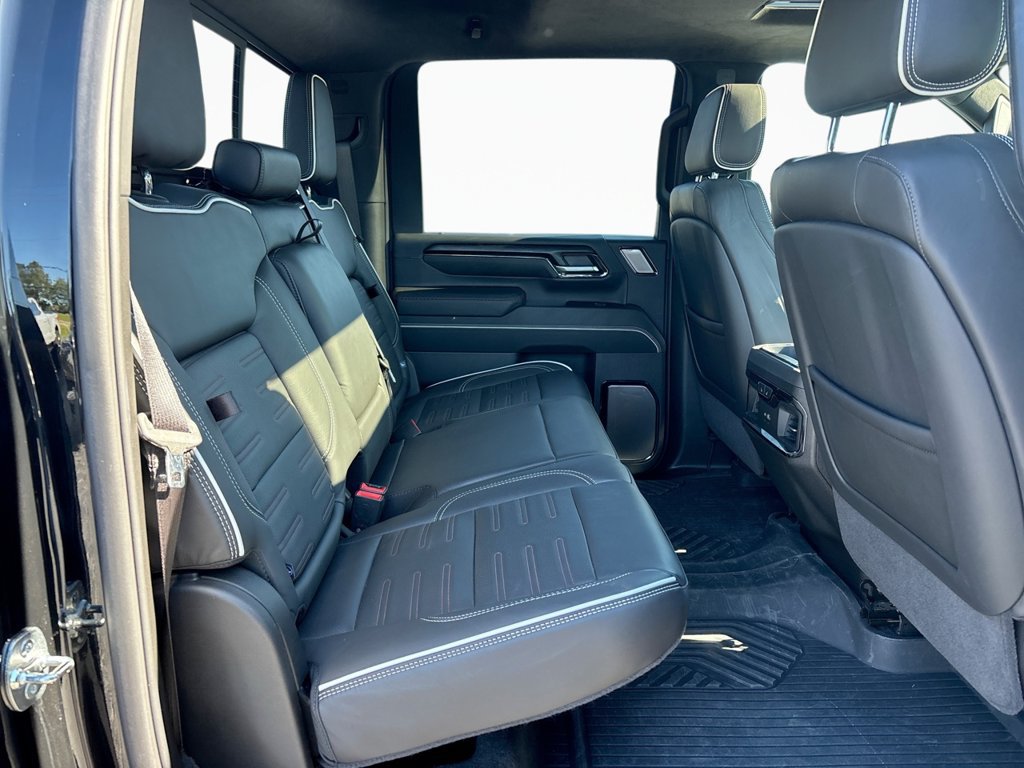 Used 2025 GMC Sierra 2500 AT4X w/ AT4X AEV Edition AWD/4WD image 16