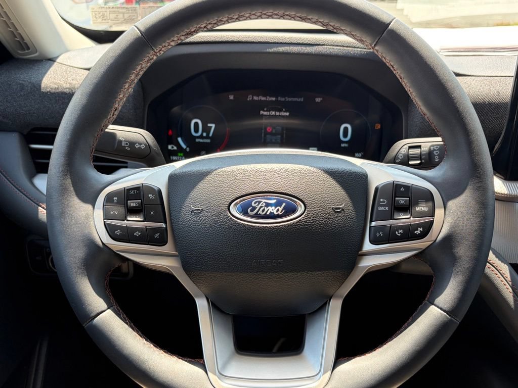 Certified 2025 Ford Explorer Active w/ Active Comfort Package AWD/4WD image 58