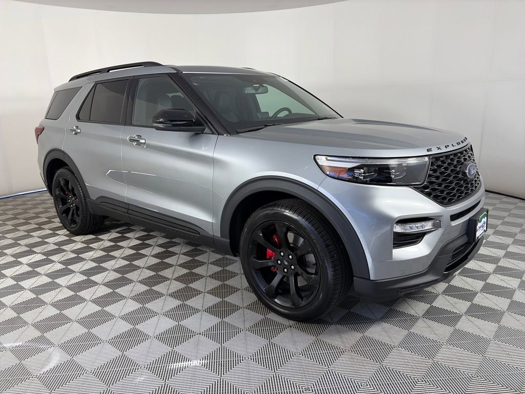 Certified 2023 Ford Explorer ST w/ Equipment Group 401A image 6