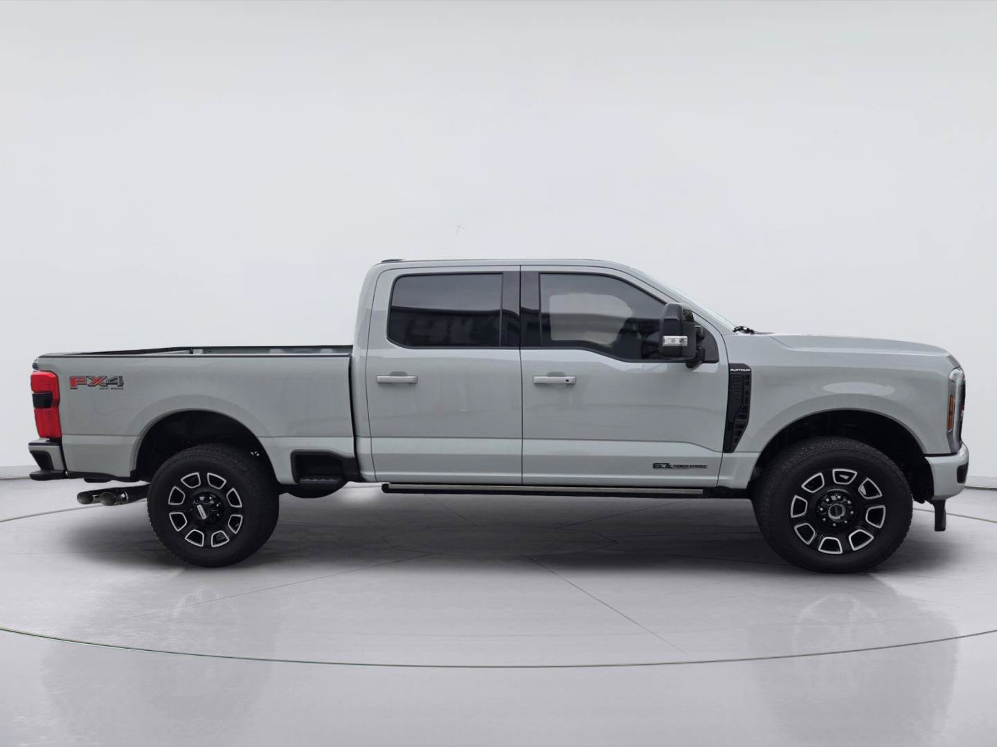 Certified 2025 Ford F250 Platinum AWD/4WD image 4