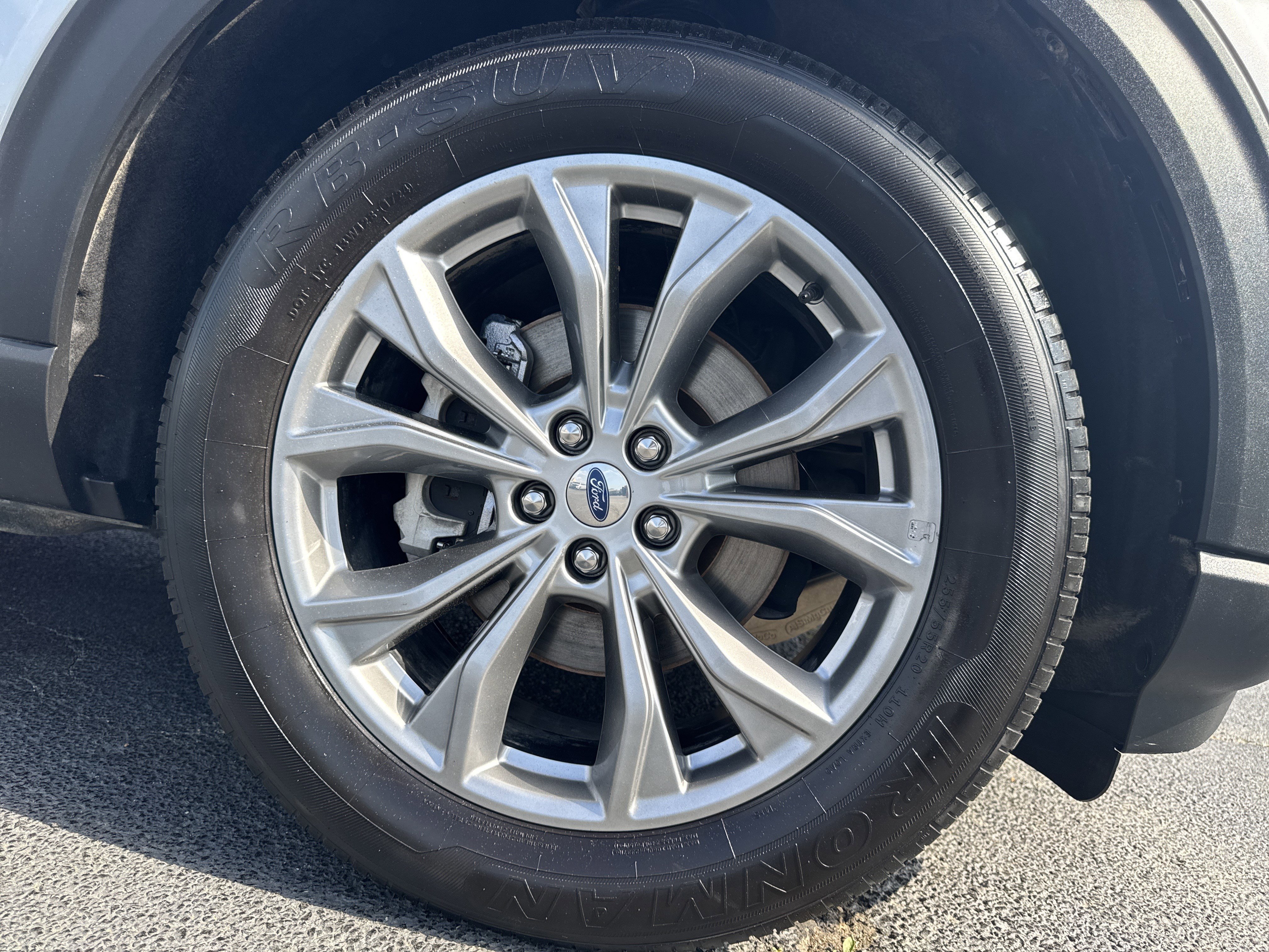 Certified 2023 Ford Explorer Limited RWD image 14