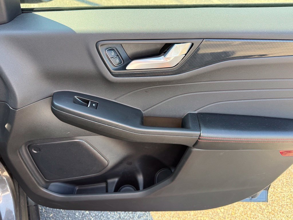 Certified 2024 Ford Escape ST-Line FWD image 23