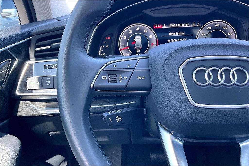 Used 2022 Audi Q7 3.0T Premium AWD/4WD image 10
