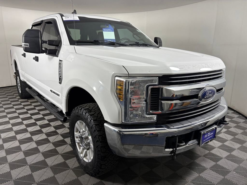 Certified 2019 Ford F250 XLT w/ Snow Plow Prep Package image 7