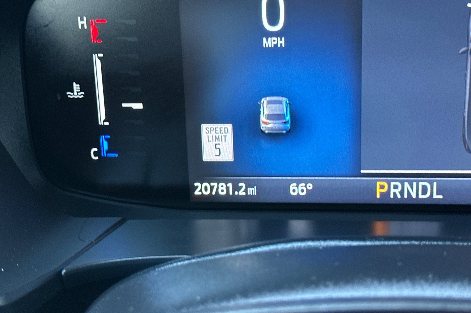 Certified 2025 Ford Escape ST-Line w/ Tech Pack #1 FWD image 38