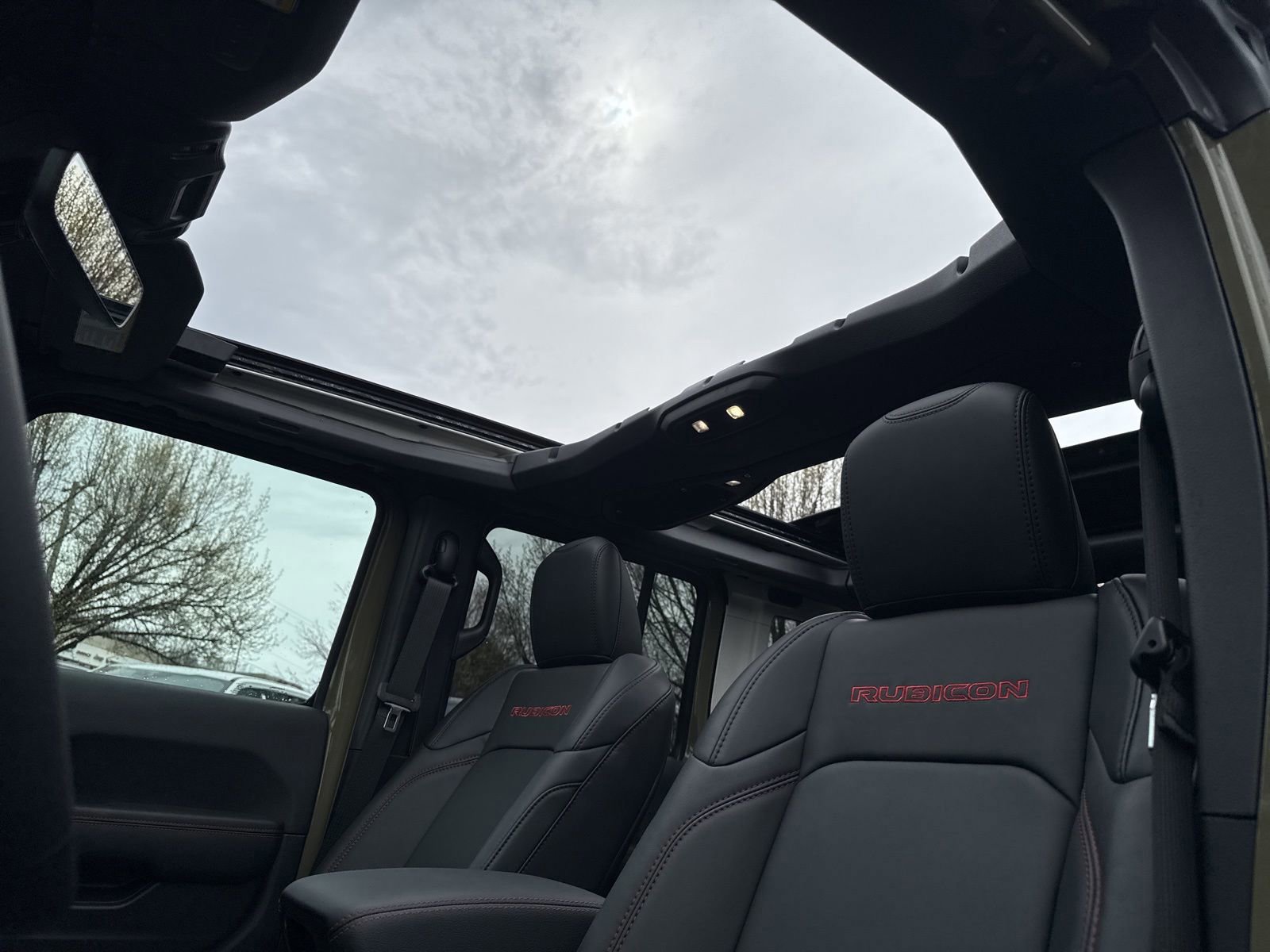 Used 2026 Jeep Wrangler Rubicon image 17