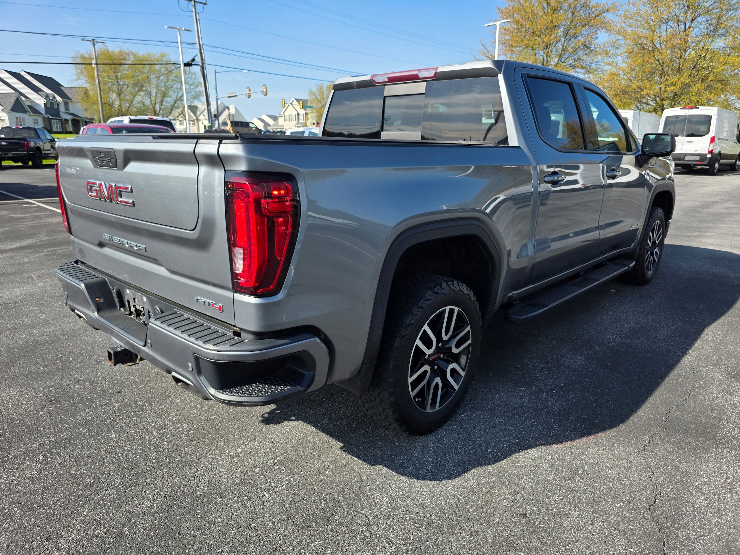 Used 2020 GMC Sierra 1500 AT4 w/ AT4 Premium Package AWD/4WD image 3