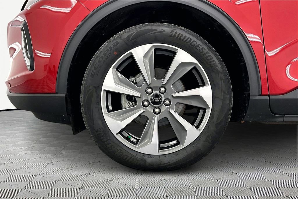 Certified 2023 Ford Escape Platinum image 11