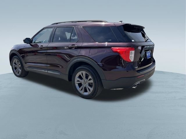 Certified 2023 Ford Explorer XLT w/ Equipment Group 202A AWD/4WD image 8