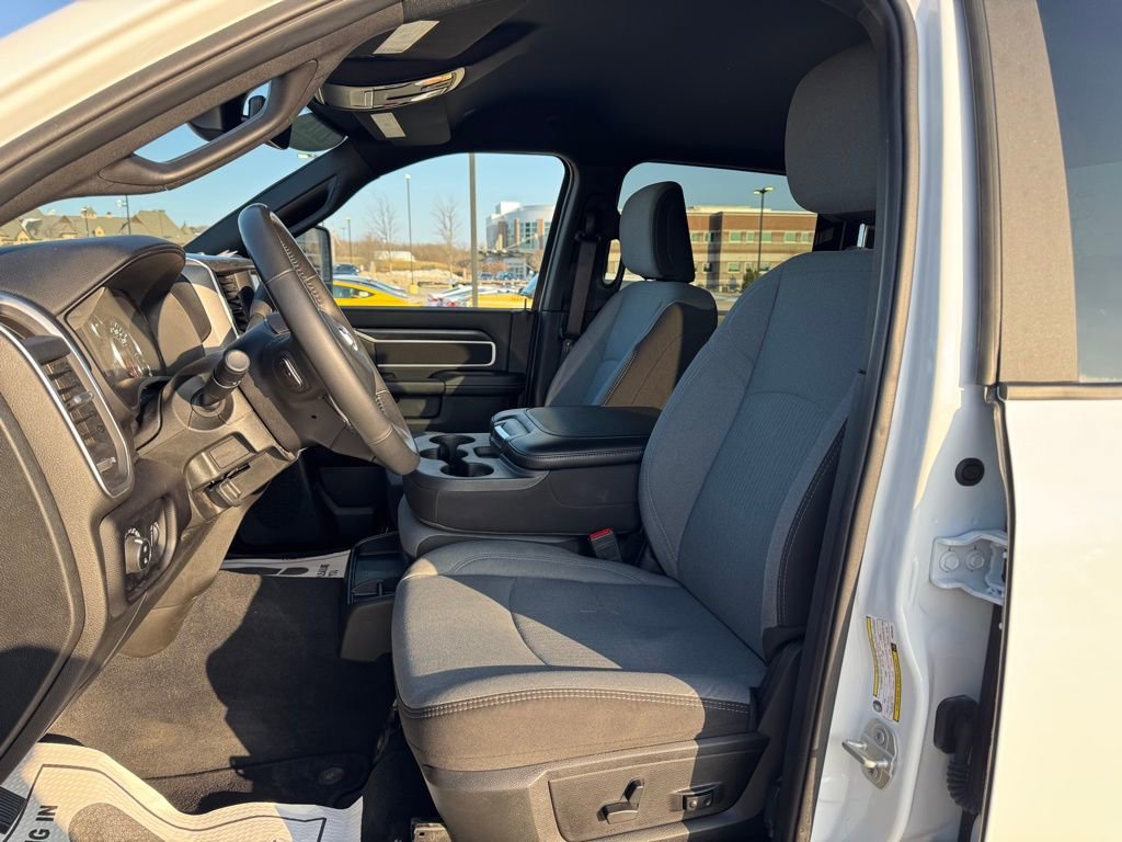 Used 2024 RAM 2500 Big Horn AWD/4WD image 9