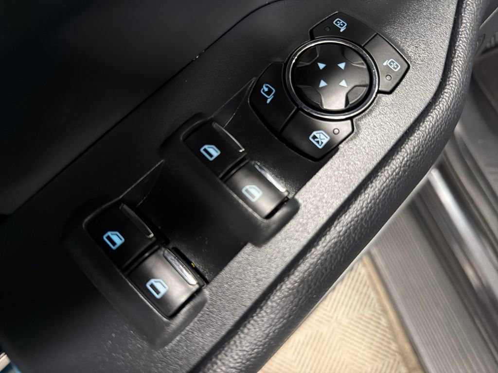 Certified 2024 Ford Expedition XLT image 17