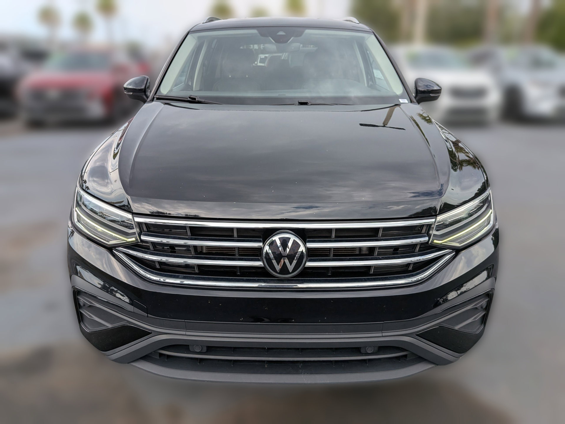 Used 2024 Volkswagen Tiguan SE FWD image 10