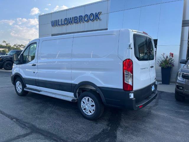 Certified 2025 Ford Transit 250 Low Roof w/ Exterior Upgrade Package RWD image 4