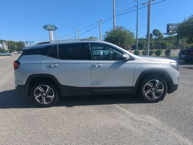 Used 2020 GMC Terrain SLT w/ Preferred Package FWD image 4