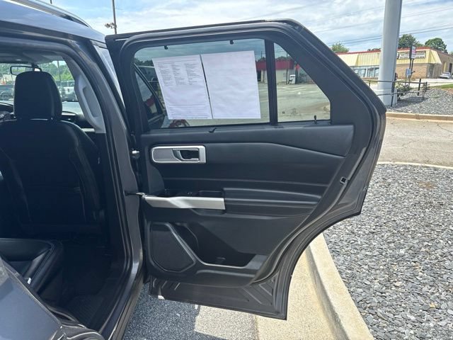 Certified 2022 Ford Explorer Limited w/ Equipment Group 301A RWD image 21
