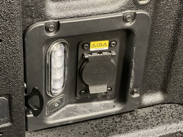 Certified 2025 Ford Maverick XLT w/ XLT Luxury Package image 20