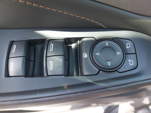 Used 2021 Chevrolet Traverse LS image 28