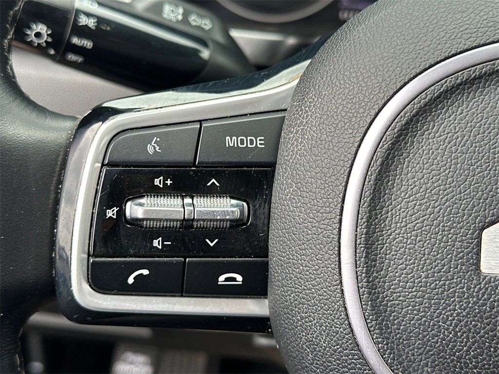 Used 2023 Kia Sorento S w/ Panoramic Sunroof Package image 24