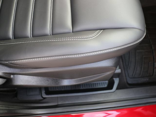 Certified 2019 Ford Escape SEL AWD/4WD image 10