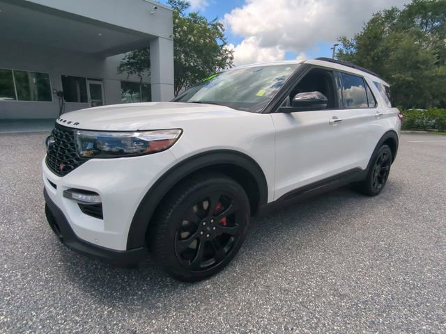 Certified 2024 Ford Explorer ST w/ Equipment Group 401A AWD/4WD image 9