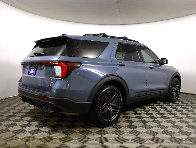 Certified 2025 Ford Explorer ST AWD/4WD image 5