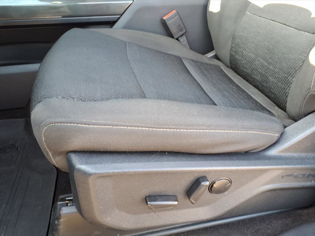 Certified 2022 Ford F150 XLT w/ Equipment Group 302A High image 10