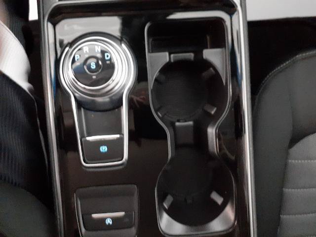 Certified 2020 Ford Edge SE FWD image 23