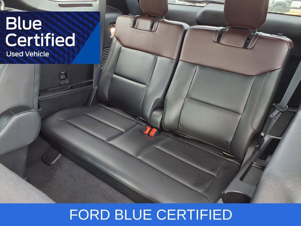Certified 2022 Ford Explorer Platinum w/ Equipment Group 601A AWD/4WD image 28