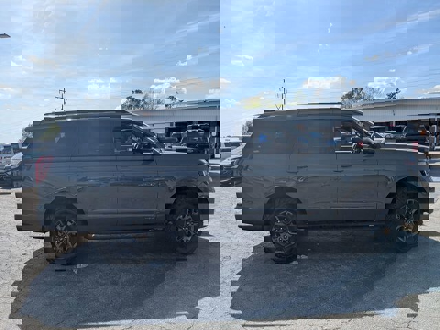 Certified 2025 Ford Expedition Tremor image 6