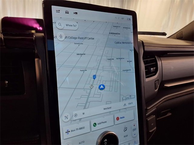 Certified 2022 Ford Expedition Platinum image 10