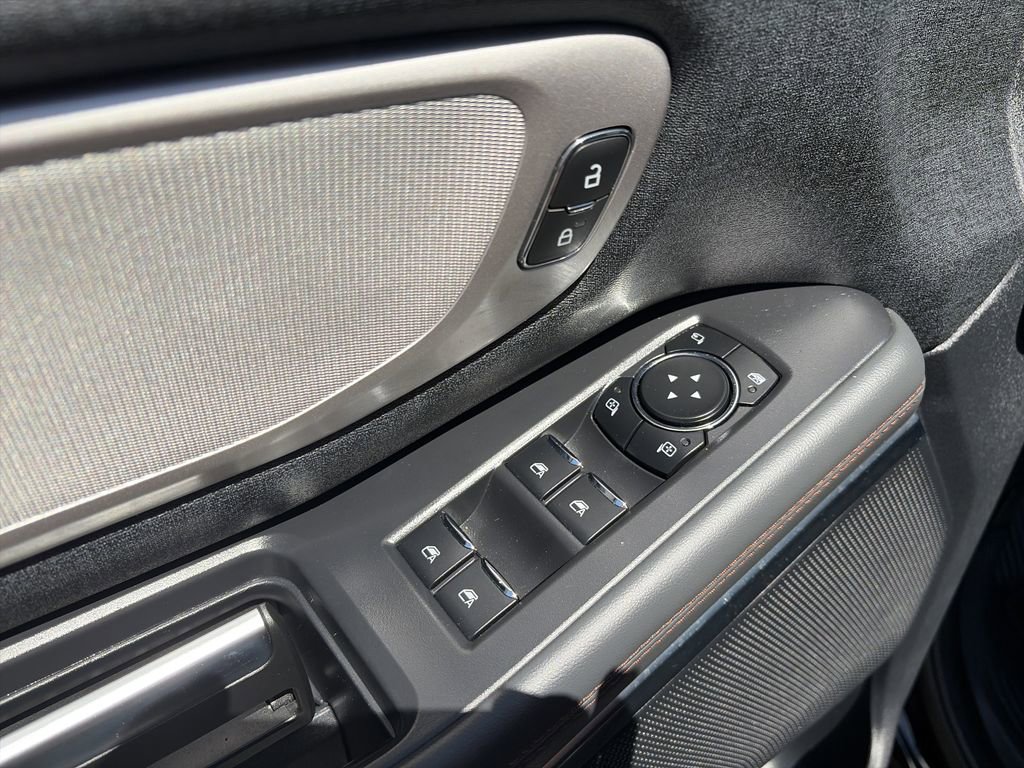 Certified 2025 Ford Expedition Active AWD/4WD image 19