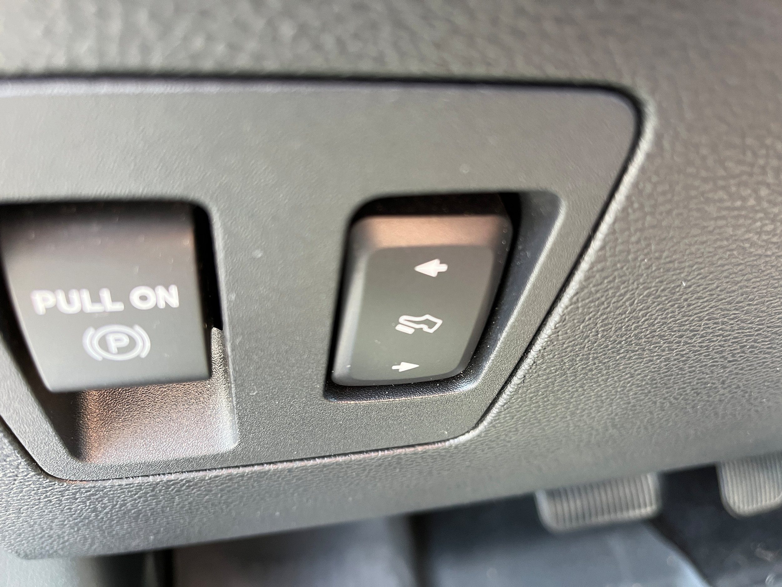 Certified 2019 Ford F150 Lariat w/ Trailer Tow Package AWD/4WD image 18