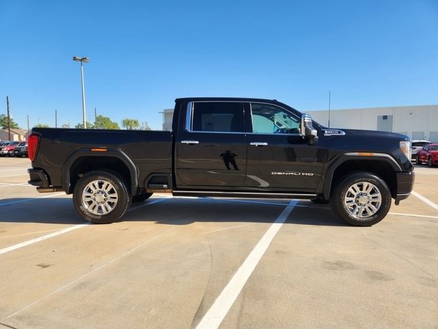 Used 2022 GMC Sierra 2500 Denali w/ Technology Package image 2