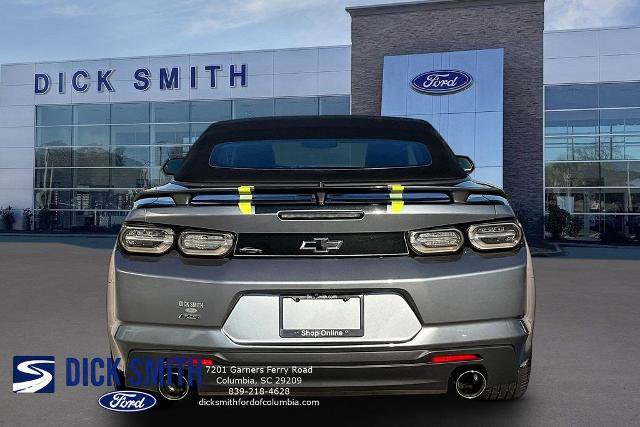Used 2021 Chevrolet Camaro LT RWD image 5