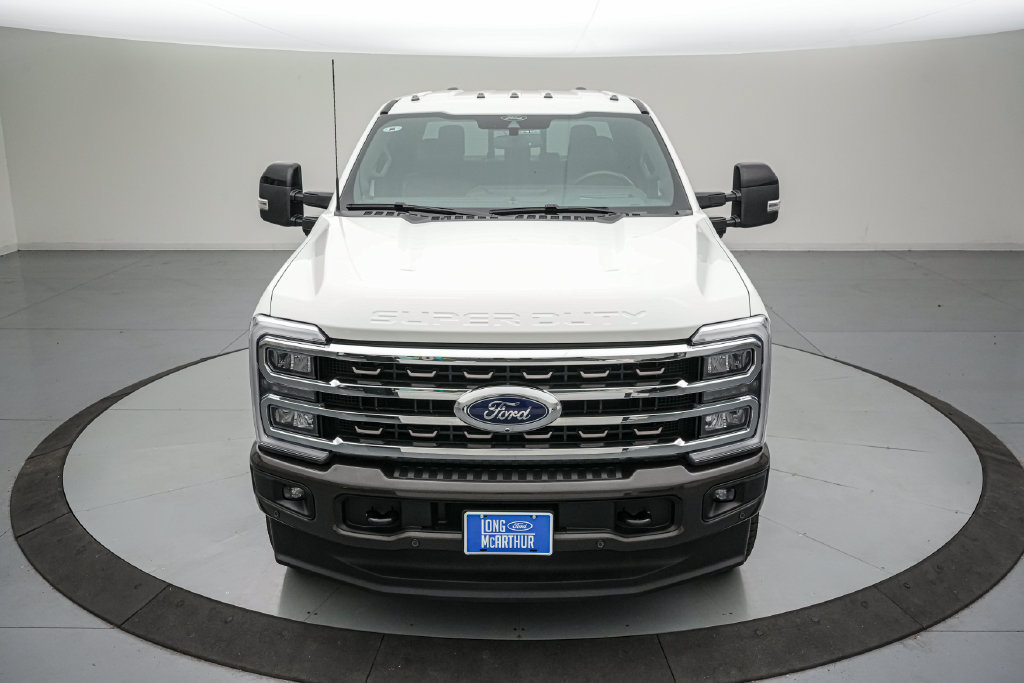 Certified 2025 Ford F250 King Ranch w/ FX4 Off-Road Package AWD/4WD image 11