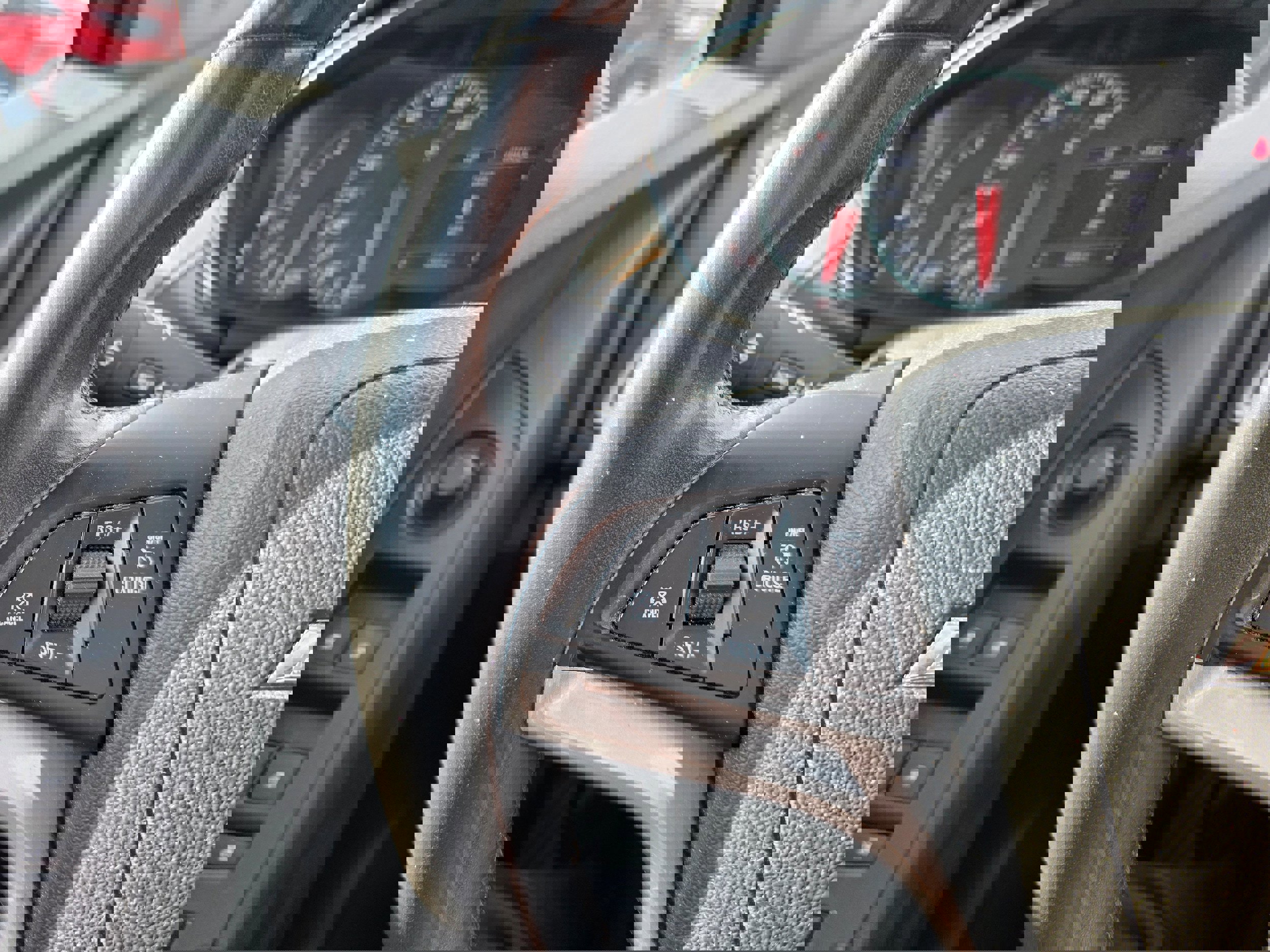 Used 2019 Chevrolet Trax LT w/ LT Convenience Package image 13