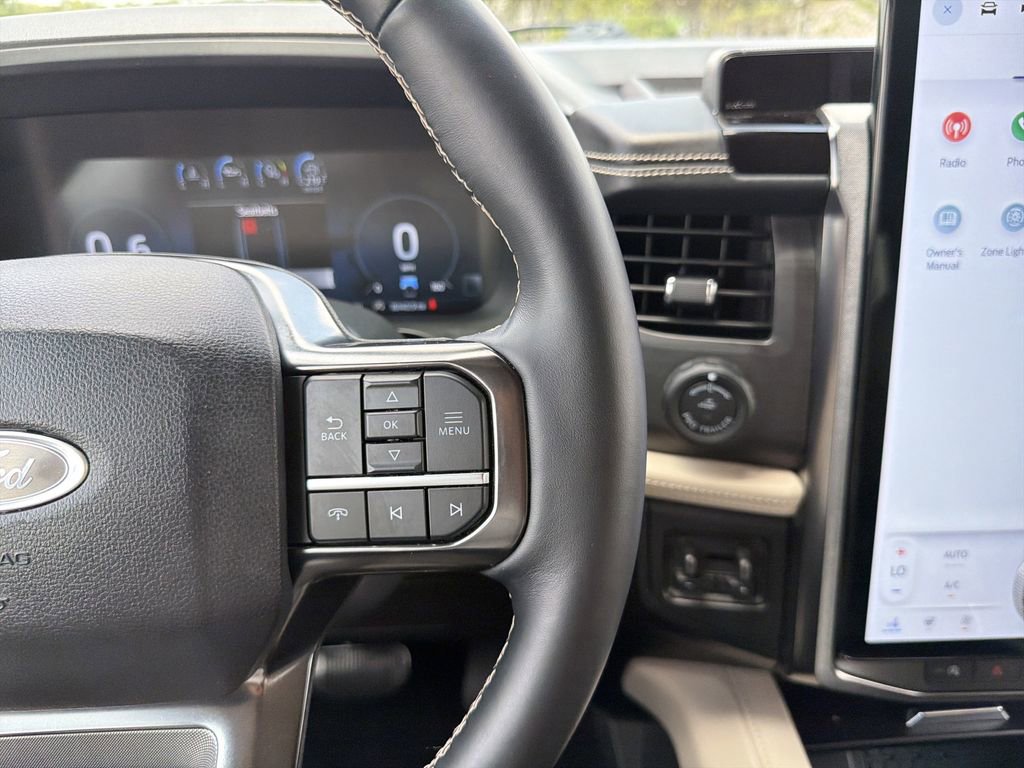 Certified 2024 Ford Expedition Platinum RWD image 30